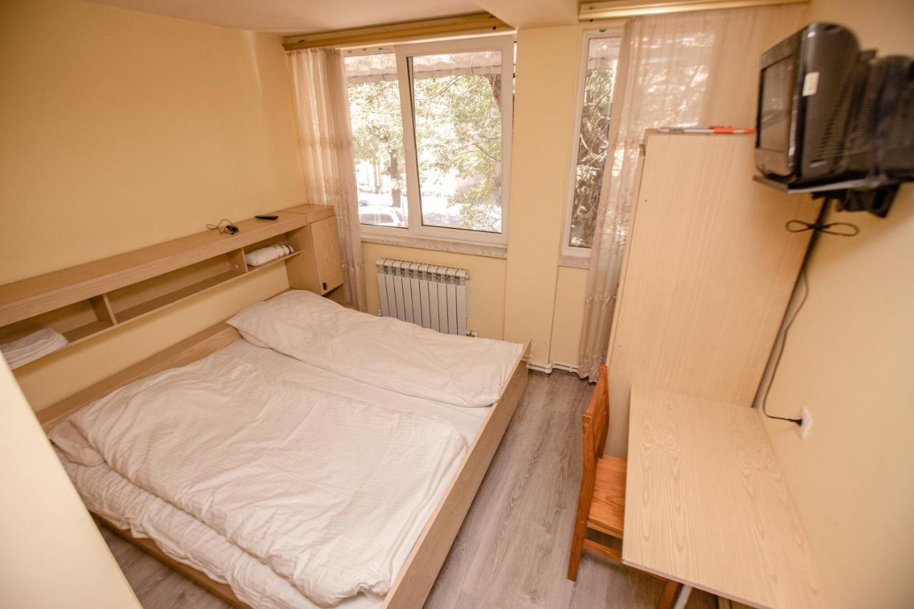 Arsego Hostel Vanadzor Exteriör bild