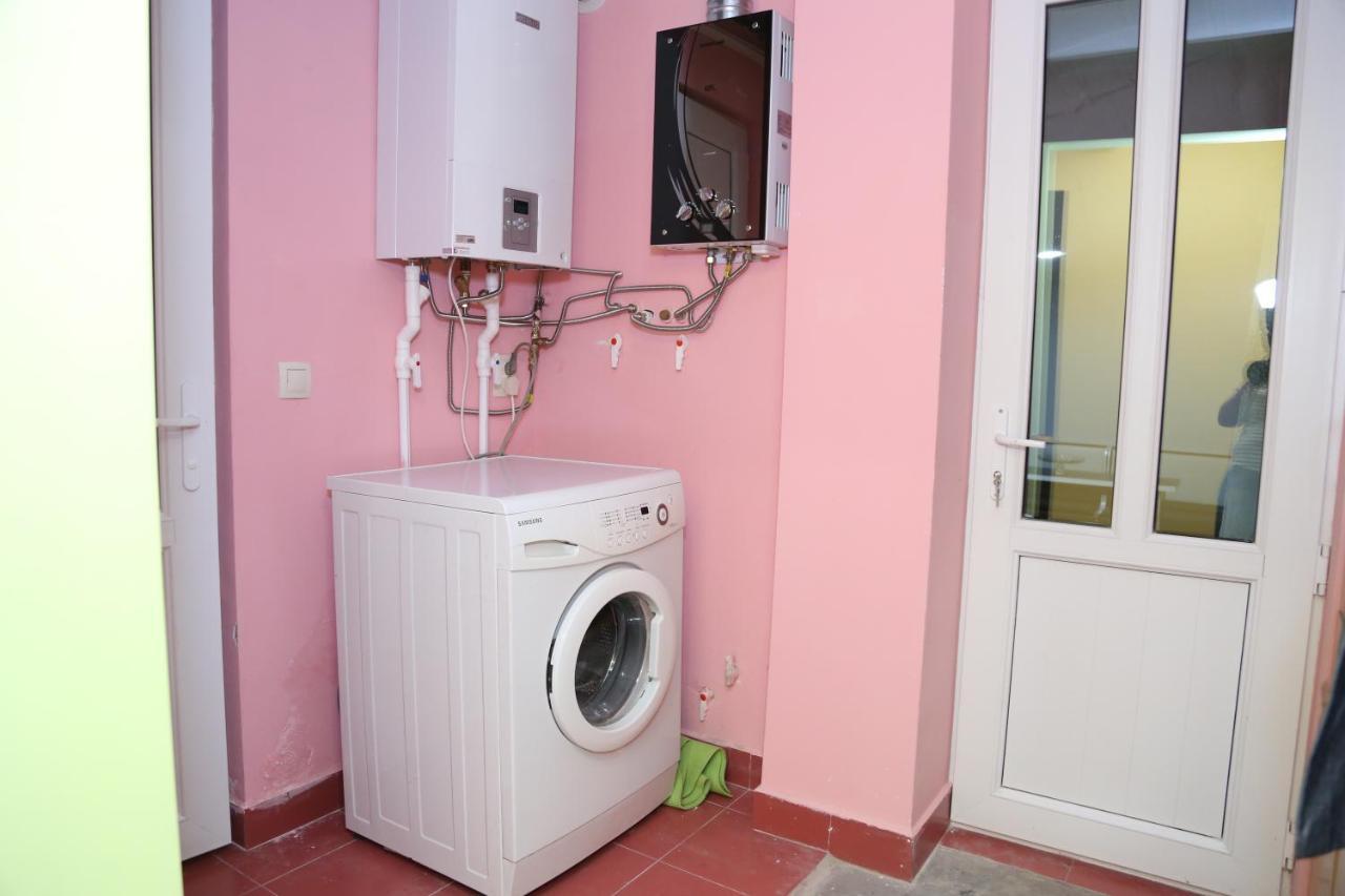 Arsego Hostel Vanadzor Exteriör bild