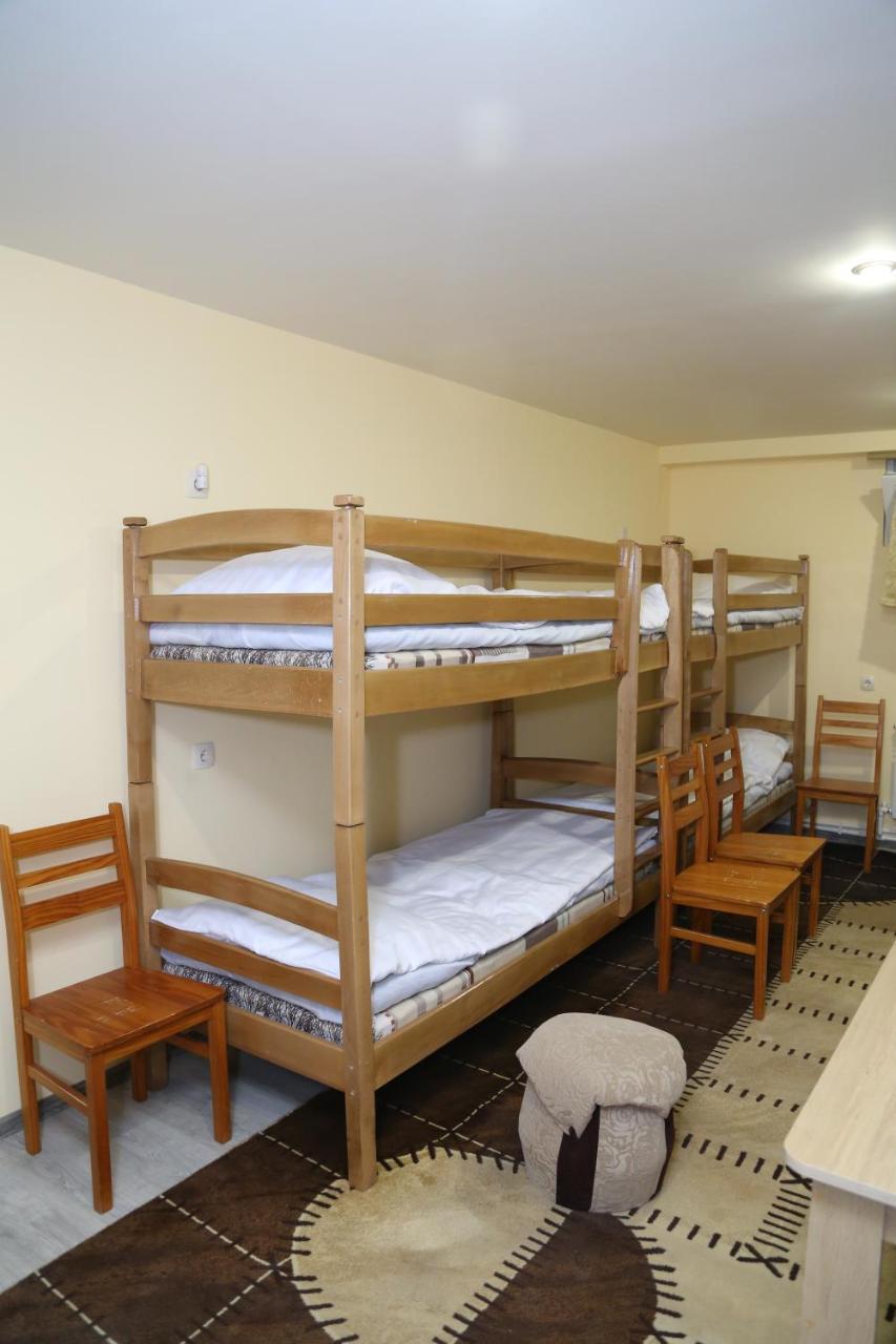 Arsego Hostel Vanadzor Exteriör bild