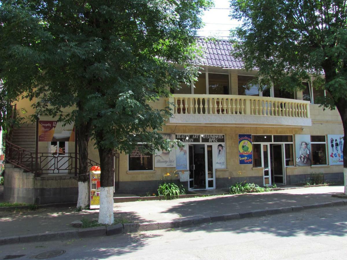 Arsego Hostel Vanadzor Exteriör bild