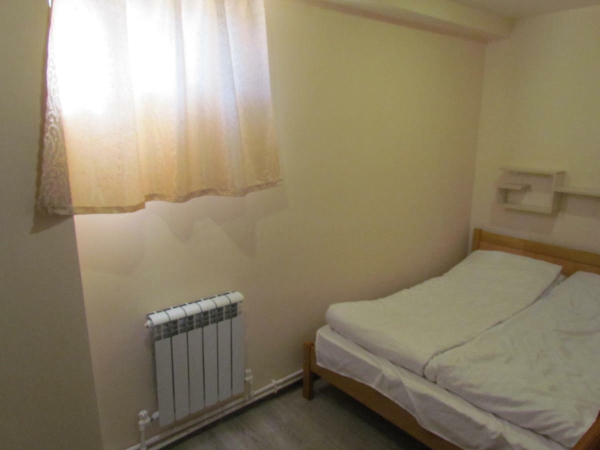 Arsego Hostel Vanadzor Exteriör bild